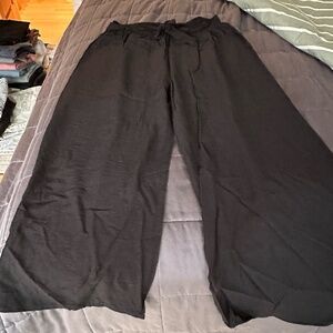Black wide leg  pant